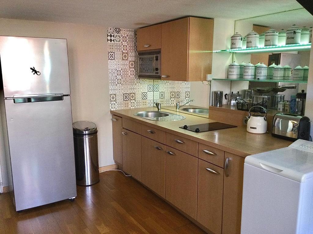 Spacious 3 Bed Apartment In The Heart Of Nizza Exterior foto